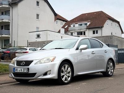 Silber Gebraucht 2008 Lexus IS220d Limousine | 4.650 € (Etwas zu teuer)