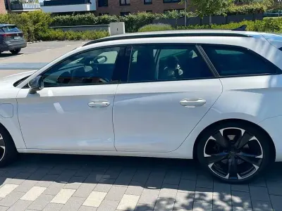 Gebraucht Cupra Leon 204 PS (150 kW) 2022 Weiß Limousine