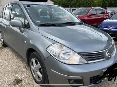Gebraucht Nissan Tiida Acenta 126 PS (92 kW) 2008 Grau Limousine