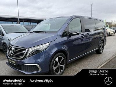Begagnad Mercedes EQV300 Avantgarde 150 kW (204 HK) 2024 Blå Minibuss