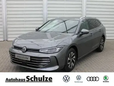 Gebraucht VW Passat Business 150 PS (110 kW) 2025 Grau Kombi