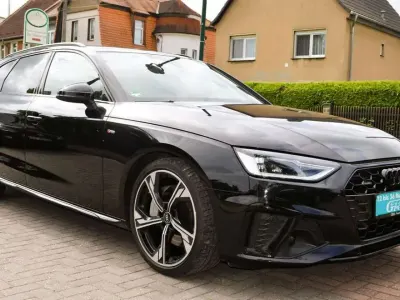 Gebraucht Audi A4 S-Line 265 PS (194 kW) 2021 Mythosschwarz Kombi
