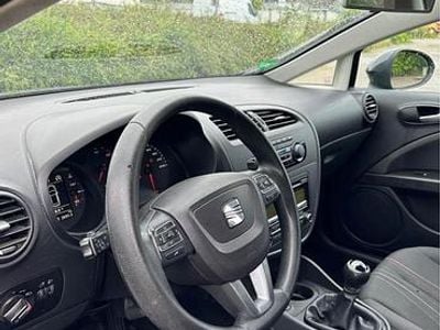 Gebraucht Seat Leon 105 PS (77 kW) 2012 Grau Kombi