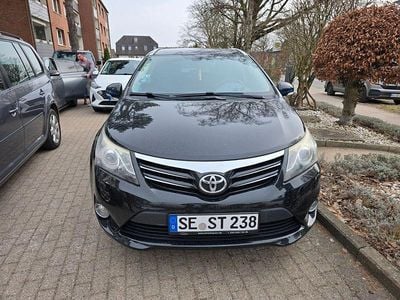 Gebraucht Toyota Avensis Edition 124 PS (91 kW) 2014 Schwarz Kombi