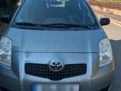 Gebraucht Toyota Yaris Sol 87 PS (63 kW) 2008 Grau Kleinwagen