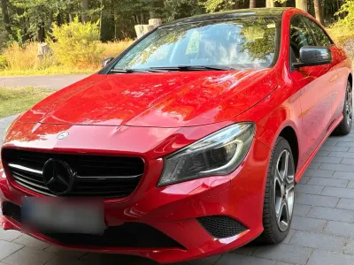 Gebraucht Mercedes CLA180 122 PS (89 kW) 2013 Rot Coupé