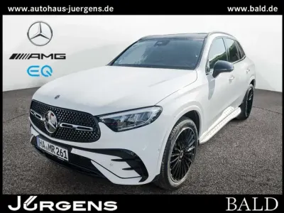 Używany Mercedes GLC300 AMG 269 KM (197 kW) 2026 Biały SUV