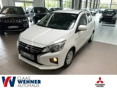 Gebraucht Mitsubishi Space Star Select 71 PS (52 kW) 2023 S) (weiss Kleinwagen