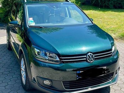 Gebraucht VW Touran Cross 150 PS (110 kW) 2014 Grün Van / Kleinbus