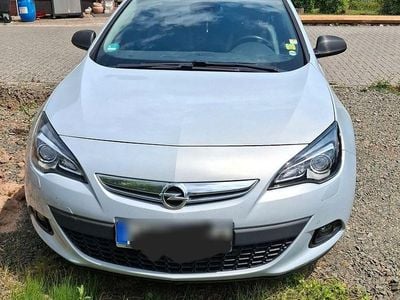 Opel Astra GTC