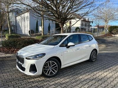Gebraucht BMW 225 Active Tourer M Sport 245 PS (180 kW) 2024 Weiß Van / Kleinbus