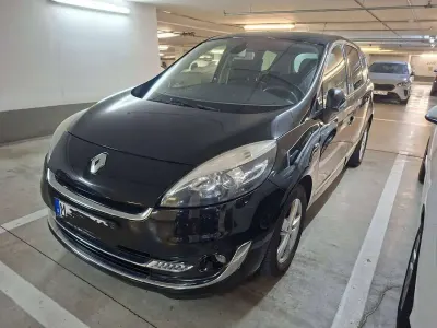 Gebraucht Renault Grand Scénic III Bose Edition 116 PS (85 kW) 2013 Van / Kleinbus