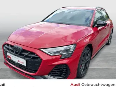 Gebraucht Audi S3 Sport 333 PS (244 kW) 2025 Rot Limousine