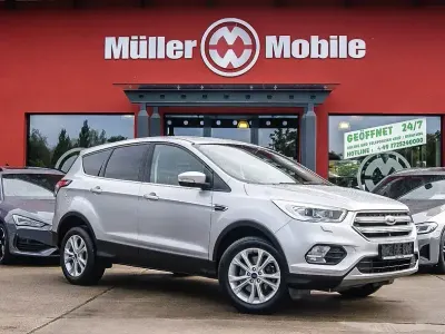 Używany Ford Kuga Titanium 182 KM (133 kW) 2018 Srebrny SUV