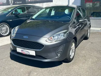 Gebraucht Ford Fiesta Cool & Connect 71 PS (52 kW) 2019 Magnetic Kleinwagen