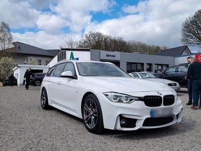 Gebraucht BMW 330 M Performance 306 PS (225 kW) 2017 Weiß Kombi