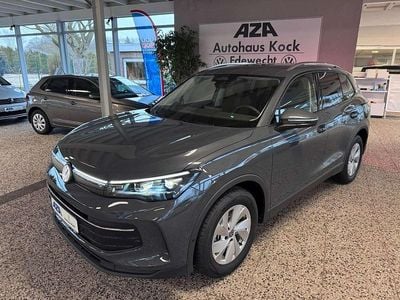 Neu VW Tiguan Life 150 PS (110 kW) 2025 Grau SUV