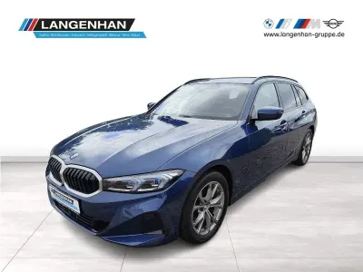 Gebraucht BMW 320 Sport Line 360 PS (264 kW) 2023 Blau Limousine