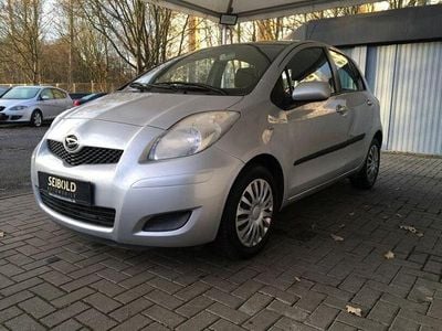 Gebraucht Daihatsu Charade 99 PS (72 kW) 2012 Silber Kleinwagen
