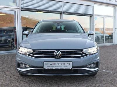 Usata VW Passat Alltrack 200 CV (147 kW) 2023 Grigio Station wagon