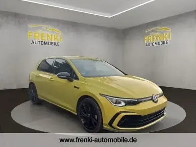 Occasion VW Golf VIII R-line 150 ch (110 kW) 2021 Jaune Berline