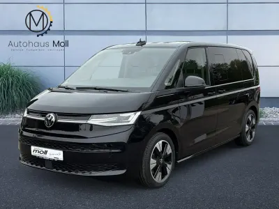 Gebraucht VW Multivan Life 150 PS (110 kW) 2025 Deep black perleffekt Van / Kleinbus