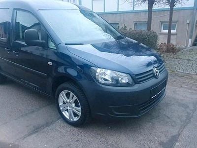 Blau Gebraucht 2012 VW Caddy Van / Kleinbus | 7.500 € (Guter Preis)