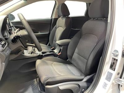 gebraucht Hyundai i30 1,5 T-GDI Klimaauto LHT PDC 2x Kam App RFK 1.5 ...