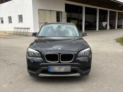 Gebraucht BMW X1 148 PS (108 kW) 2012 Schwarz SUV