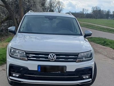 gebraucht VW Tiguan Allspace R-Line 2.0 TDI DSG Navi AHK Pano