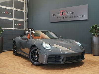 Porsche 911 Carrera