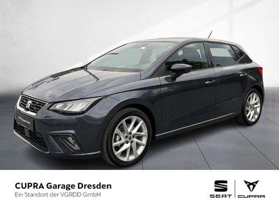 Grau ("magnetic tech") Neu 2025 Seat Ibiza FR Limousine | 27.885 € (Etwas zu teuer)
