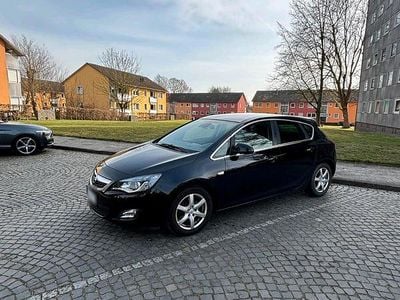 Gebraucht Opel Astra Sport 180 PS (132 kW) 2011 Schwarz Kleinwagen