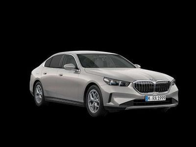 Gebraucht BMW 520 197 PS (144 kW) 2024 Oxidgrau/oxidgrau ii Limousine