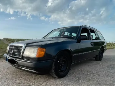 Gebraucht Mercedes 230 132 PS (97 kW) 1989 Grau Kombi