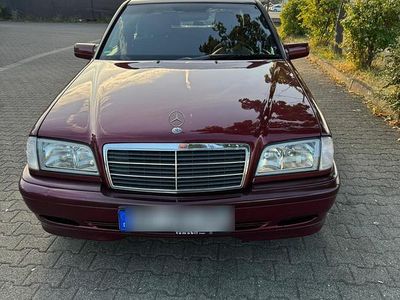Mercedes C180