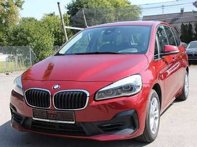 Rot Gebraucht 2019 BMW 218 Gran Tourer Van / Kleinbus | 14.890 € (Fairer Preis)