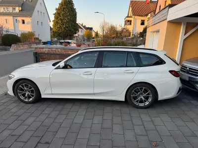 Gebraucht BMW 318 150 PS (110 kW) 2022 Weiß Kombi