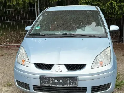 Gebraucht Mitsubishi Colt 95 PS (69 kW) 2006 Silber Kleinwagen