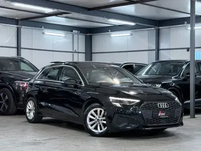 Gebraucht Audi A3 Ambiente 150 PS (110 kW) 2021 Schwarz Limousine