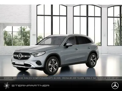 Gebraucht Mercedes GLC300 Avantgarde 197 PS (144 kW) 2025 Silber SUV