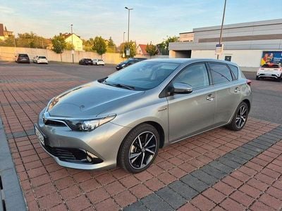 Toyota Auris Hybrid