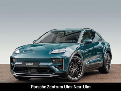 Gruen Neu 2025 Porsche Macan Turbo SUV | 149.990 € (Teuer)