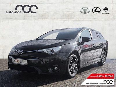 Gebraucht Toyota Avensis Comfort 147 PS (108 kW) 2016 Schwarz Kombi