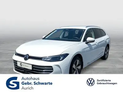 Gebraucht VW Passat Business 150 PS (110 kW) 2025 Weiß Kombi