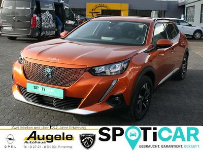 Gebraucht Peugeot e-2008 Allure 100 kW (136 PS) 2022 Orange fusion SUV