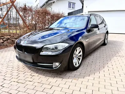 Gebraucht BMW 520 184 PS (135 kW) 2012 Schwarz Kombi