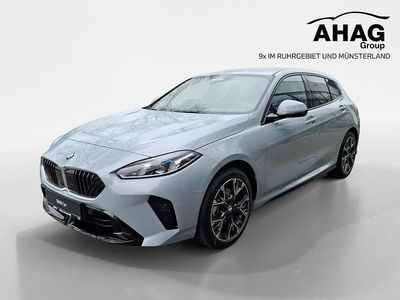 Neu BMW 120 Sport Line 170 PS (125 kW) 2026 Silber Kleinwagen