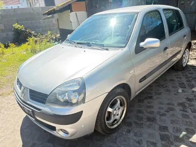 Brugt Renault Clio II 75 HK (55 kW) 2005 Sølv Hatchback