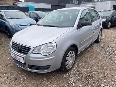 Silber Gebraucht 2005 VW Polo Trendline Limousine | 3.300 € (Fairer Preis)
